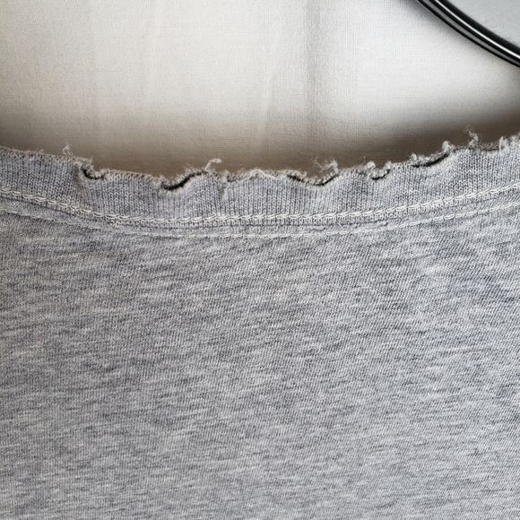 Life is Good Gray "Spread Good Vibes" T-shirt with Distressed Collar Sz 2XL - Picture 6 of 9